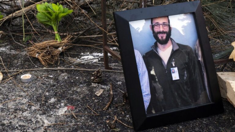 Egy ápolót, amerikai állampolgárt öltek meg a szövetségi ügynökök Minneapolisban