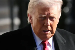 Trump üzent az iráni tüntetőknek: Tartsatok ki, érkezik a segítség