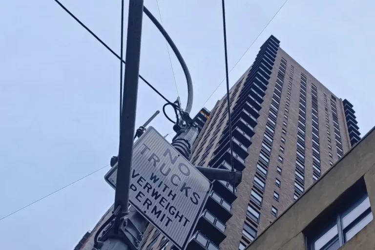 Az ortodox zsidók damillal tekerték körbe Manhattant, hogy ne kelljen tartaniuk a sabbátot