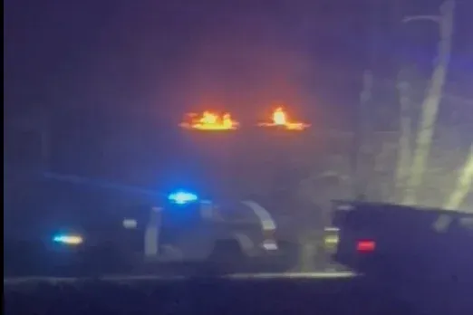 Kigyulladt egy tehervonat mozdonya Vértesszőlősnél, késésekre kell számítani a győri fővonalon