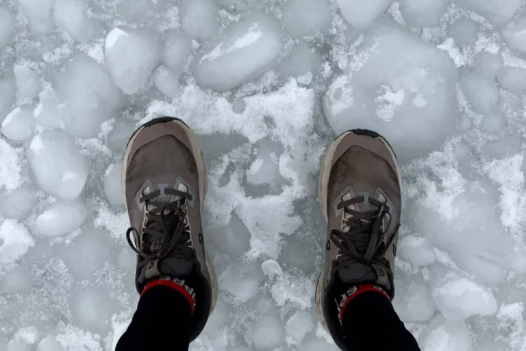 „Olyan volt, mint egy átlagos futás” – mondta a futó, aki átfutotta a befagyott Balatont