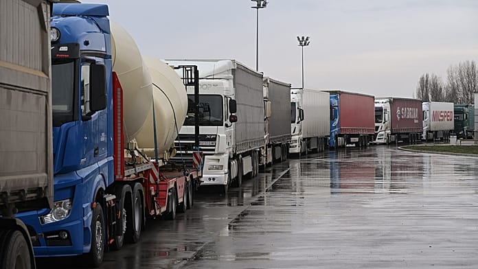 Véget ért a fuvarozók blokádja Montenegróban