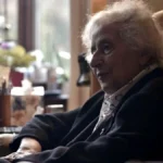 Fogolytársainak menetelő, az SS-tiszteknek szórakoztató zenét játszott a holokauszttúlélő csellóművész