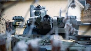 High-tech vasakhoz high-tech katonák kellenek