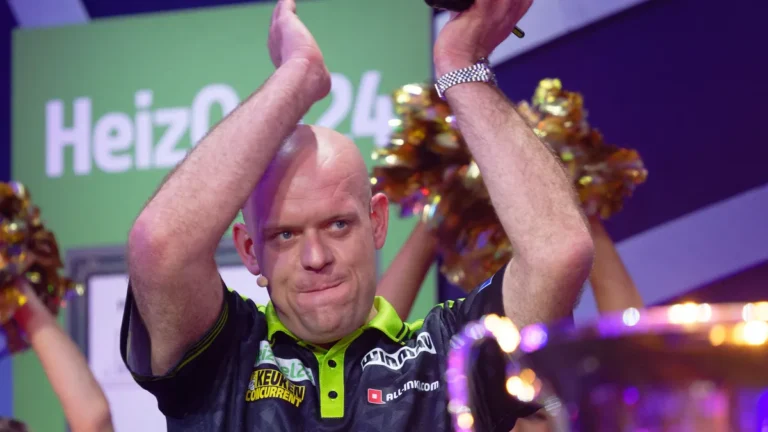 Megőrült a válástól? Látni kell, mit művelt a világbajnok sztárjátékos – videó