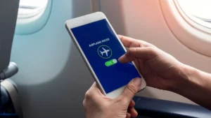 Ha élve akarunk landolni, kapcsoljuk be a repülő üzemmódot