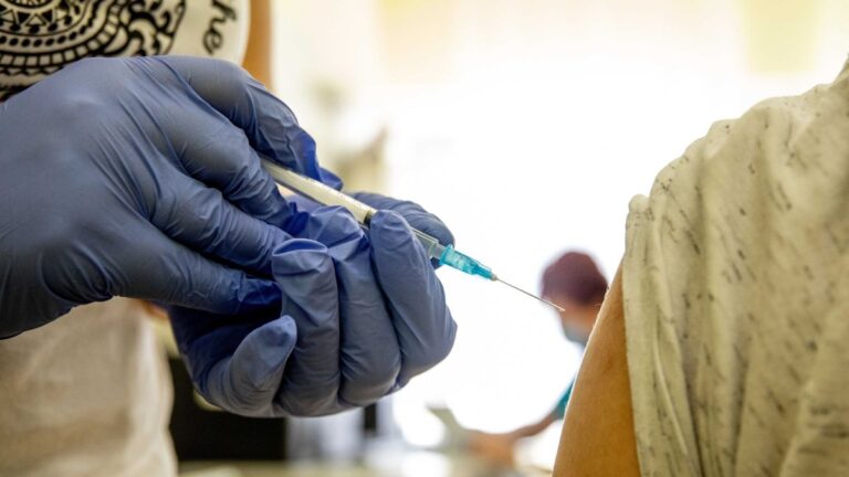 Megelégelte a kamara, hogy támadják az orvosokat az oltások miatt