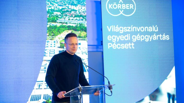 Szijjártó Péter: Száz új munkahelyet hoz létre a Körber Hungária 14,5 milliárd forintos beruházási programja Pécsett