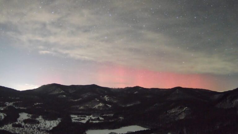 Felcsillant az idei első sarki fény hazánkban
