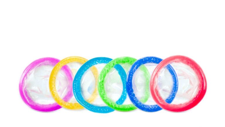 Rekordsebességgel elfogytak az óvszerek az olimpiai faluban, a hírhez Magyar Péter is hozzászólt