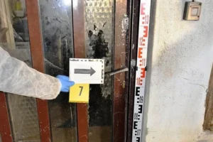 Négyen úgy gondolták, hogy egy férfi jogosulatlanul veszi fel az élettársa nyugdíját, ezért agyonverték