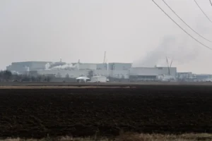 Gödi Samsung-ügy: feljelentést tesz, Szijjártó és Lantos rendkívüli meghallgatását kezdeményezi Keresztes László Lóránt