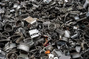 Pár ezer tonna fémhulladék maradt a magyar mintacégből