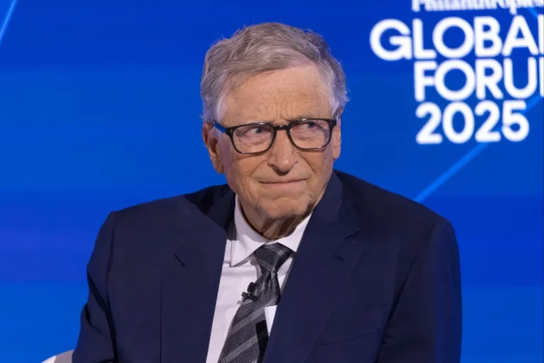 Fact-check: Tényleg a koronavírusról levelezett Jeffrey Epstein Bill Gates-szel?