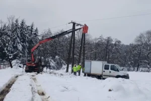 Megsemmisült a hálózat egy része az Őrségben, itt még mindig tartanak a helyreállítási munkálatok