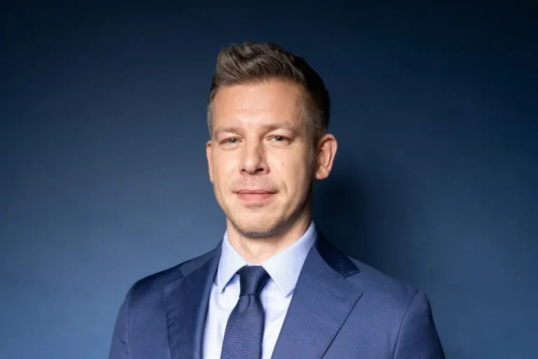 Mindent meg fogunk tenni a kétharmadért, most akörül billegünk – élő interjú Magyar Péterrel