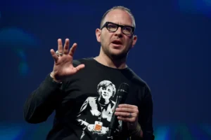 A nagyvállalatok azért bántanak téged, amiért a kutyád a heréit nyalogatja: mert megtehetik