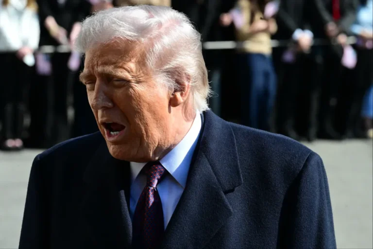 Trump: Irán tömeges terrorját nem tűrjük tovább