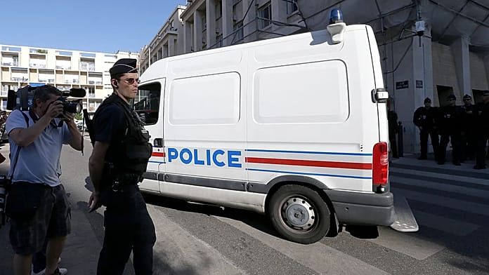 Kilenc szélsőbaloldali mozgalmárt vettek őrizetbe Lyonban egy szélsőjobboldali halálraveréséért