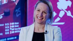 Portré: Kolbenheyer Zsuzsanna – női vezető a férfiak uralta jeges sportvilágban