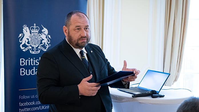 Ukrajna: a háború negyedik évében mintegy 10,8 millió ember szorul segítségre