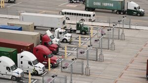 Trump újabb trükközése és makacssága a vámokkal megújult globális káoszhoz vezethet