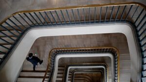 Epstein-ügy: felfüggesztették Fabrice Aidan diplomatát, a francia külügyminiszter feljelentést tett