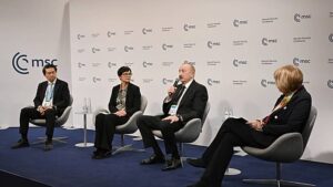 Oroszország szándékosan támadta meg Azerbajdzsán kijevi nagykövetségét, mondja Alijev elnök