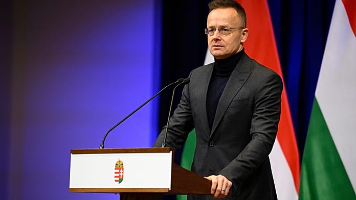 Magyarország blokkolja a 20. szankciós csomagot az Ukrajna felőli olajszállítások újraindulásáig