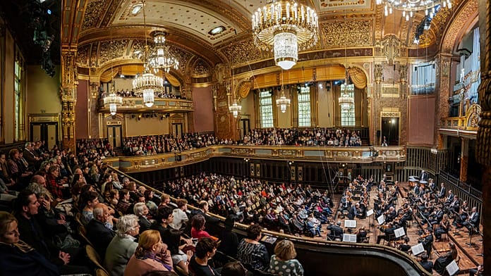 Ünnepi hangversennyel köszöntötte a 100 éves Kurtág Györgyöt a MÁV Szimfonikus Zenekar