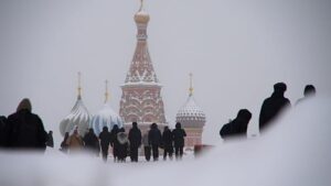 Erős havazás okoz fennakadásokat Moszkvában