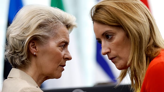 Feldühítette az uniós országok vezetőit Ursula von der Leyen az EP befolyásának erősítése miatt