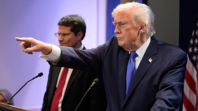 Trump bejelenti új 10%-os „globális” vámokat az amerikai Legfelsőbb Bíróság döntése után