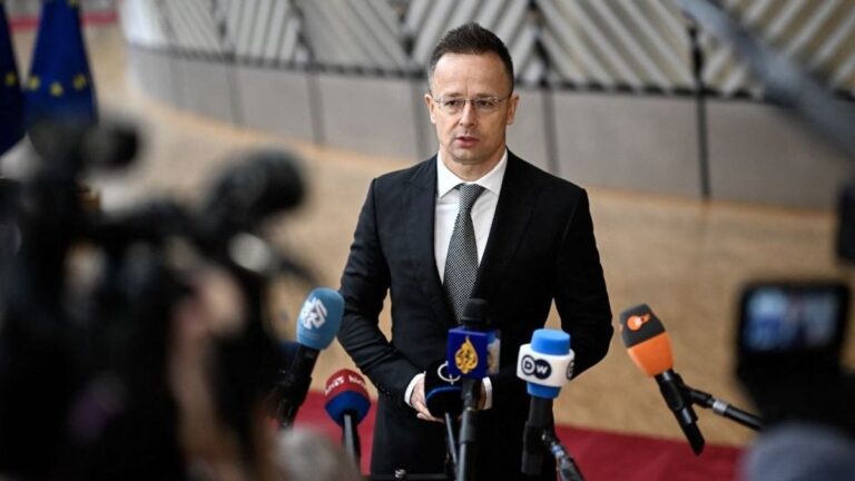Szijjártó Péter: Magyarország nyitott a diverzifikációra, de nem fogja lecserélni az olcsó és megbízható energiaforrásokat
