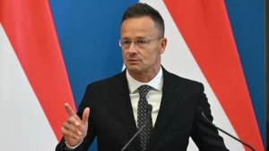 Szijjártó Péter szerint kemény ütközet várható Brüsszelben