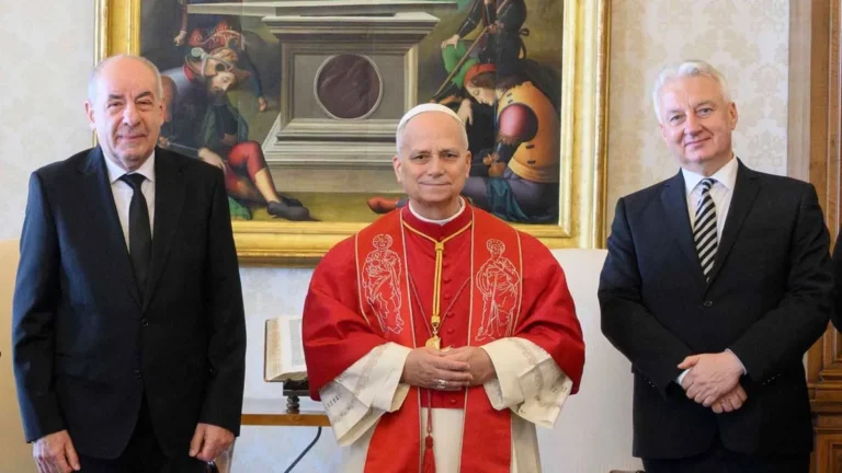 Fókuszban a béke: magyar delegáció találkozott Leó pápával