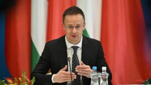 Újabb mérföldkő Kecskeméten: már ötezren dolgoznak a Mercedes-gyárban