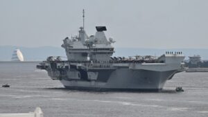 Nagy-Britannia repülőgéphordozó-flottát telepít az Atlanti-óceánra