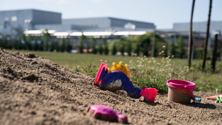 A katasztrófavédelem megerősítette, hogy vittek külső helyszínre veszélyes anyagokat a gödi Samsung gyárból