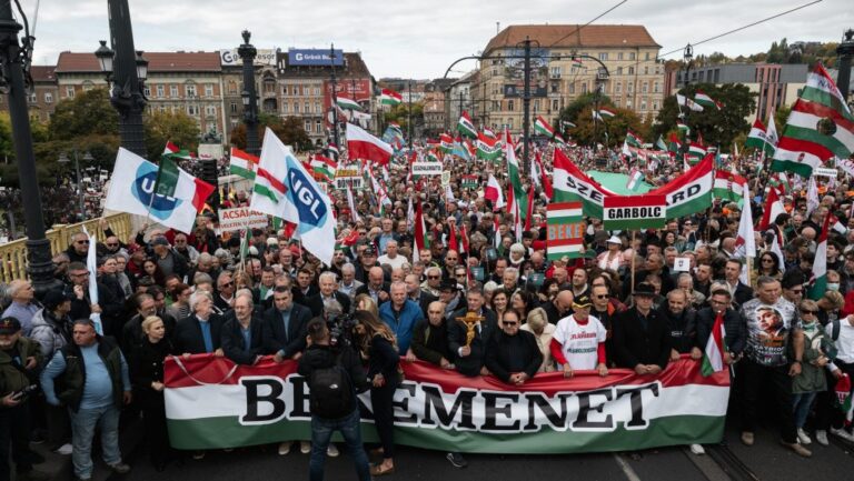 Március 15.: Mégis lesz Békemenet és vonulnak a tiszások is