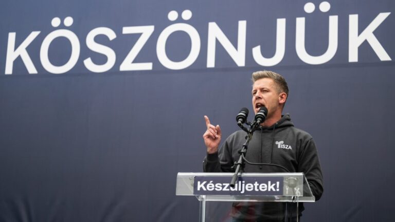 Magyar Péterék mind a 106 választókerületben összegyűjtötték a szükséges ajánlásokat