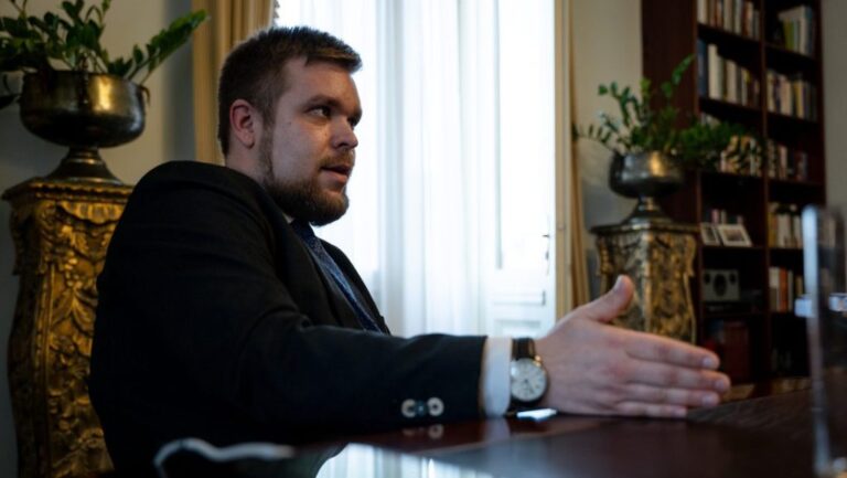 Pintér Bence: Úgy tűnik, hogy a Fidesz által felügyelt cég a pénzt felélte