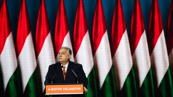 Orbán Viktor: „tiszás lebukás, fölényes fideszes győzelem. 1:0 ide”