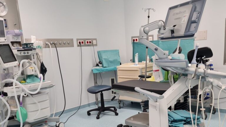 A páciensek biztonsága érdekében leáll a János-kórház lombikcentruma