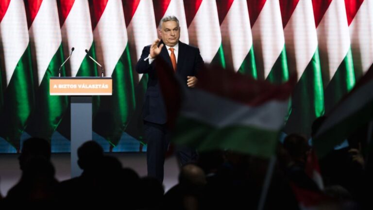 Iránytű Intézet: toronymagasan vezet a Tisza, de erős a Fidesz legyőzhetetlenségi mítosza