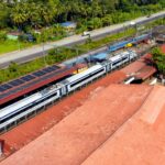 Vonatokon utazva terjednek a kobrák Indiában