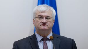 Magyarország „a törvénytelenség spiráljába süllyed” az ukrán külügyminiszter szerint