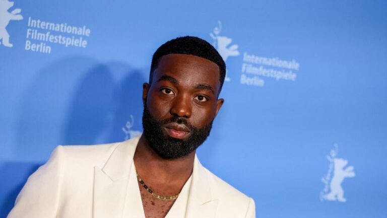 Halálos fenyegetéseket kapott a Pitont játszó Paapa Essiedu