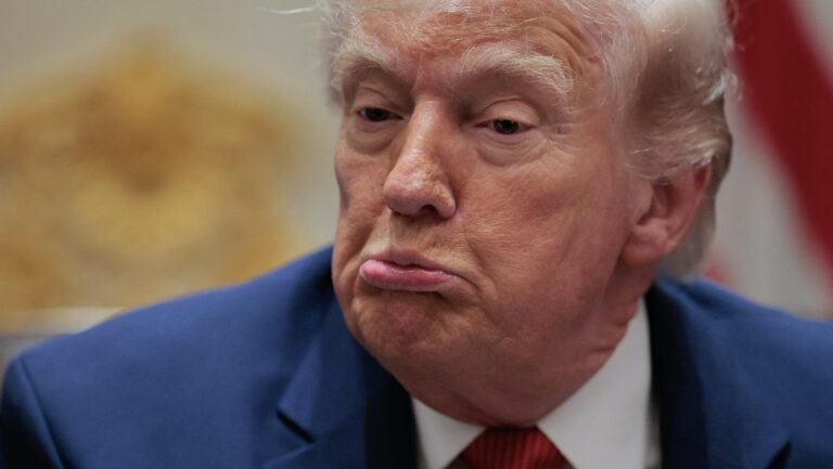 Trump szerint az Egyesült Államok átveheti az ellenőrzést az iráni kőolaj felett