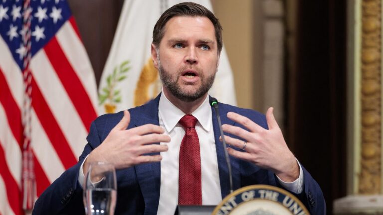 Az Egyesült Államok alelnöke szerint furcsa dolgokat tesznek az emberekkel a repkedő égi lények